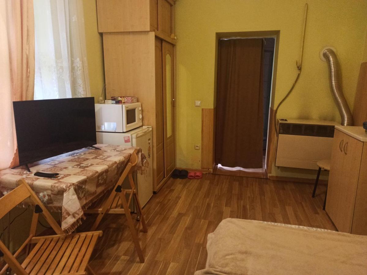 Ferienwohnung Смарт-Економ,10 Хв До Ж/Д Вокзалу Lemberg Exterior foto